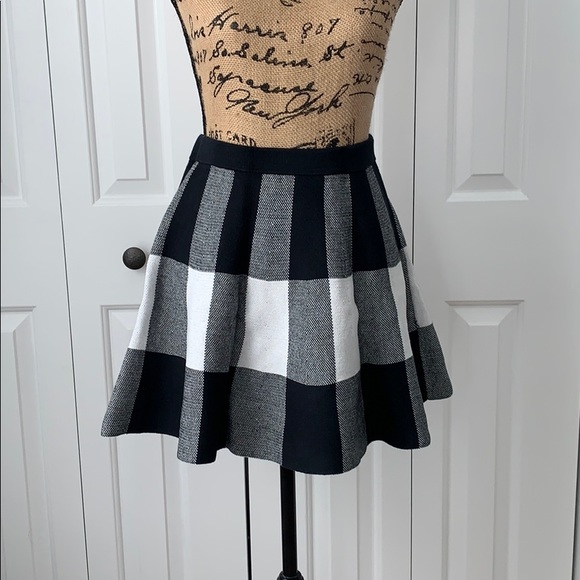 Women’s Kling Skirt - Picture 1 of 4